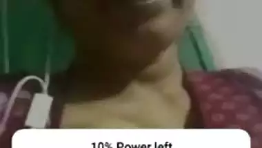 Malayali aunty showing boobs making a guy masturbate on the video call