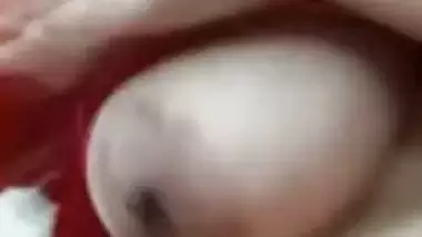 Pakistani aunty showing boobs and pussy