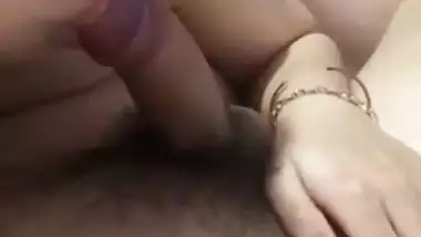 Dispur girl gives a kinky blowjob in an Assamese sex video