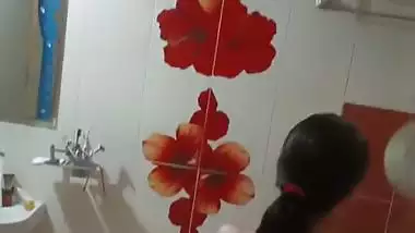 Big boobs sister bathing caught on cam by brother