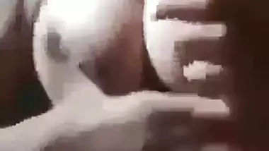 Mallu nude girl presses her juicy boobs and fingers her pussy