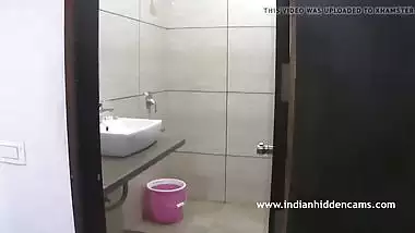 ???? Tamil Bhabhi In Bathroom Taking Shower MMS Scandal
