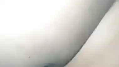 Desi Girl Showing Her Boobs and Pussy