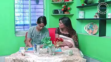 Hindi Adult Webseris – The Last Nightmare [Part 1]