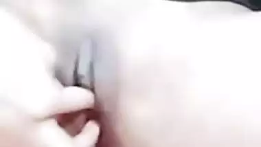 Hijab girl shows pussy and ass on viral live video call