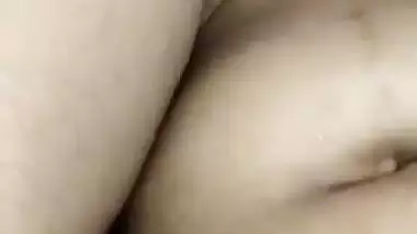 Girl takes her first dick in her tight pussy in xxx MMS