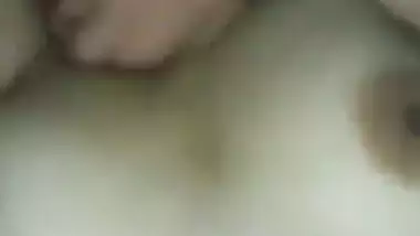 Silent chudai of naked wife at midnight