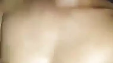 Chubby girl sucks a dick and rides in the Bangla sex video