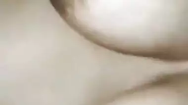 Skinny guy bangs a Busty Kolkata milf in Bangla porn