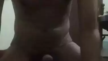 Lonely tenant aunty fuck with young boy at home