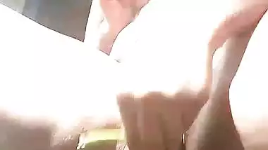 Desi Indian girl masturbation video with a big brinjal