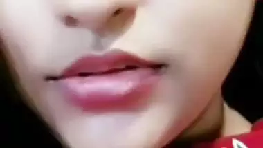 Most beautiful Indian girl showing big boobs viral MMS