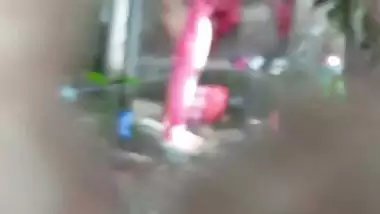 Bengali big ass girl outdoor bath caught by neighbor