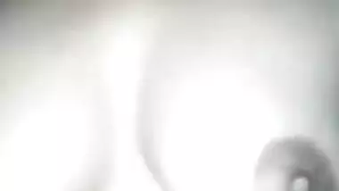 Desi Cute Babe boob show