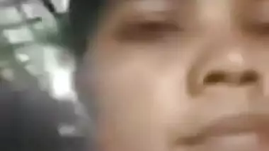 Today Exclusive- Horny Village Bhabhi Showing Her Pussy On Video Call