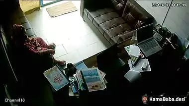 Muslim shop owner fucks his servant in Pakistani sex video