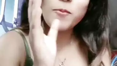 Gorgeous young girl topless video call viral show