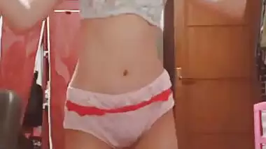 19 yr old girl stripteases erotically in desi girl nude MMS