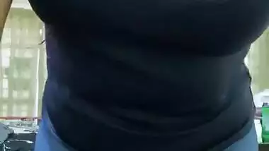 Big Boobs Desi Babe Ashrina On Cam part-2