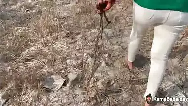 Pervert and his hood lover’s outdoors desi sex video