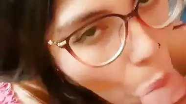Sexy Indian babe drinks cum after an Indian blowjob