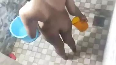 Young maid nude bath and drying her body with towel