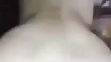 Hard chudai of a curvy babe in the doggy style