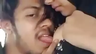 Hijab Bengali boob sucking by lover in outdoor sex