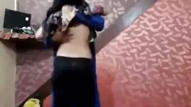 Hot Pakistani xxx video of a pervert and his slut Sali