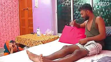 Neighbor bhabhi sex scandal video with young guy