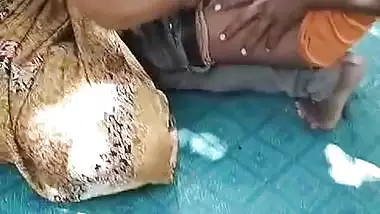 Hindi bf of desi lady fucking on a farm with a guy