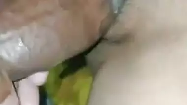 Penetrates my dick in GF’s tight pussy in desi sex MMS