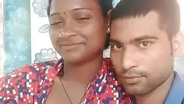 Dehati desi lovers ki nipple fondling romance video