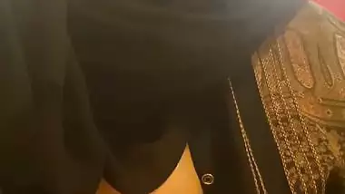 Boob show in restaurant and blowjob by dehati burkha GF