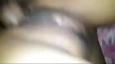 Delhi college girl invites boyfriend when alone and horny!