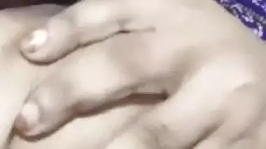 Long boobs girlfriend licking nipple viral video call