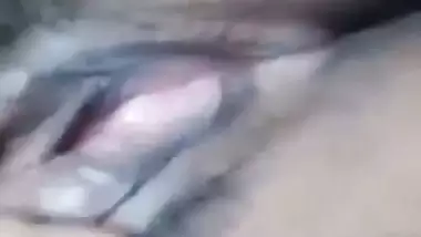 Bangladeshi Cute Bhabhi from Sylhet Solo Nude MMS