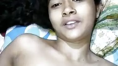 Nude Bengali married girl teasing MMS